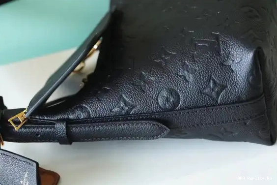 AAA Replica Ru VUITTON Sport Sac LOUIS 0529
